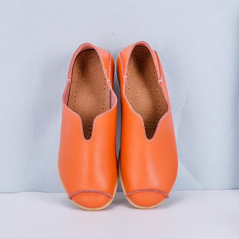 Women's Leather Driving Shoes Moccasins Comfort Flats Casual Slip on Plus Size Walking Shoes for Mother