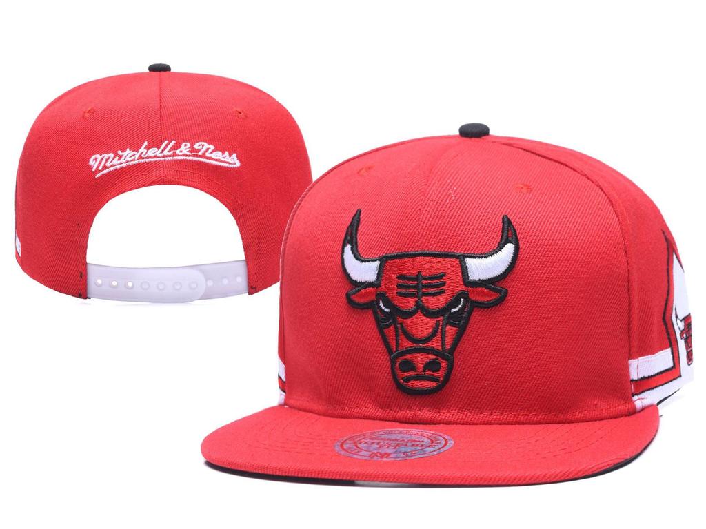 Chicago Bulls Cross Bull Embroidered Duckbill Cap, Unisex Korean Style Baseball Hat
