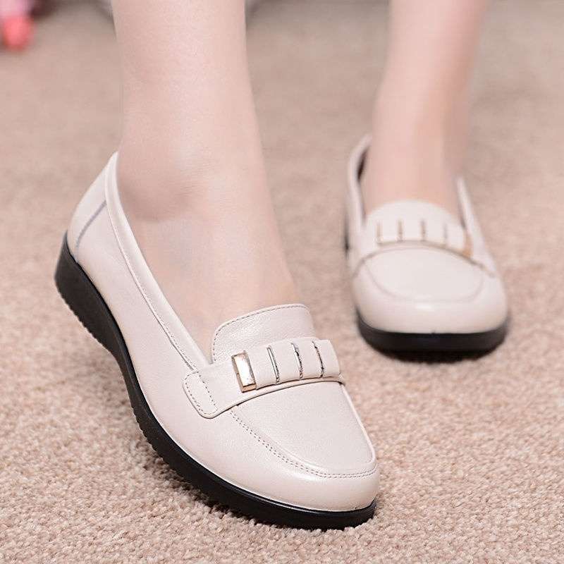 Doudou shoes women's non-slip spring and summer new flat-soled single shoes soft sole one pedal pregnant women comfortable mother white nurse shoes