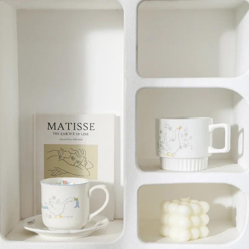 1 sett keramiske kopper og tallerken Dessert tallerken Servise Håndmalte Swan kaffekopper Ettermiddagste kopp Kontor Hjem Par Gaver