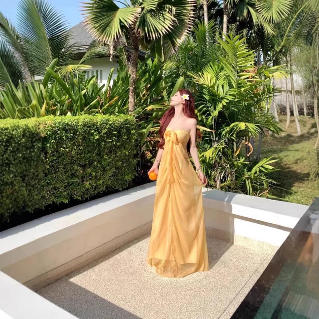 Seaside beautiful temperament yellow tube top neck dress women's dopamine bright atmosphere holiday dress