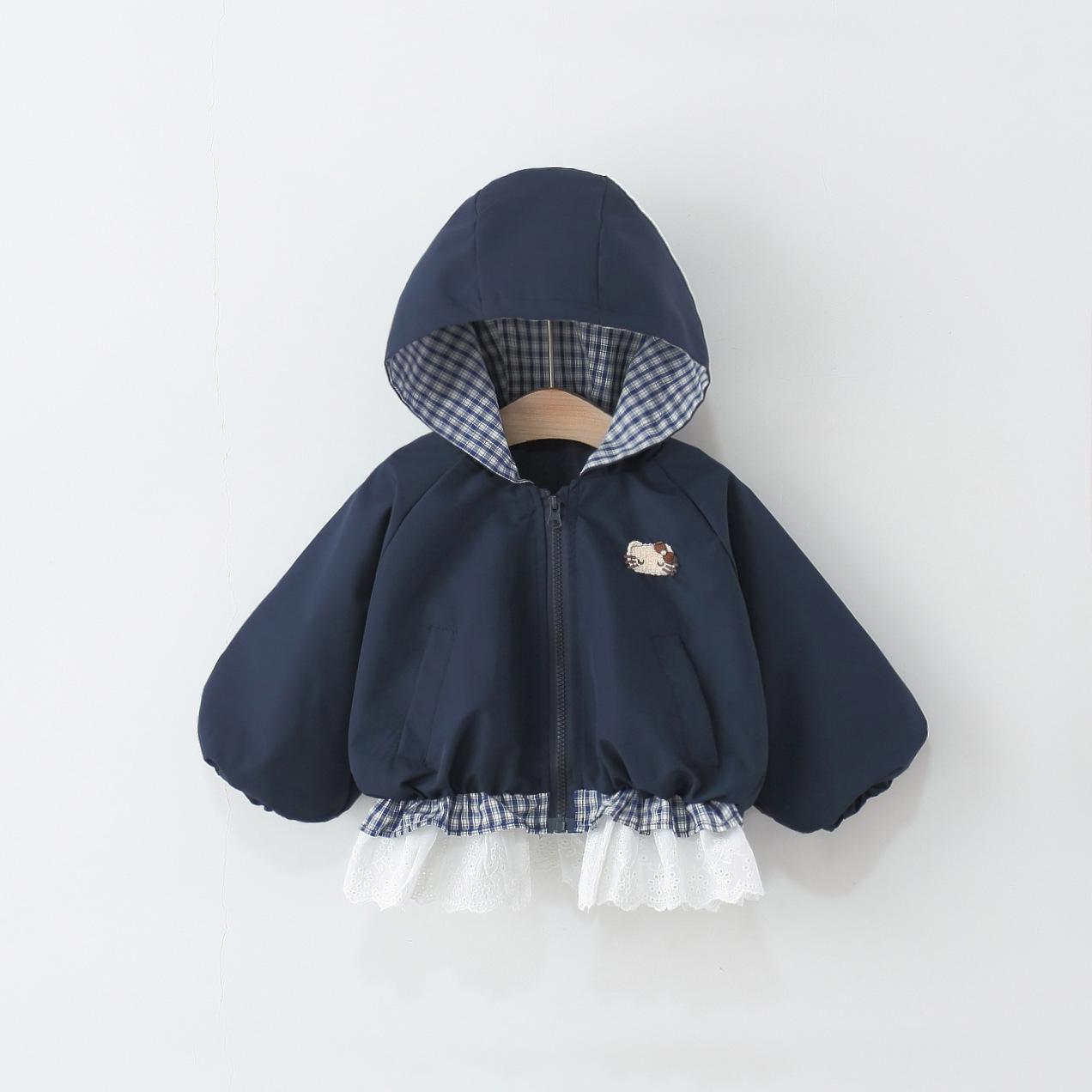 

Осенняя куртка в корейском стиле с кружевными вставками и капюшоном для маленьких девочек 9/100cm темно-синий