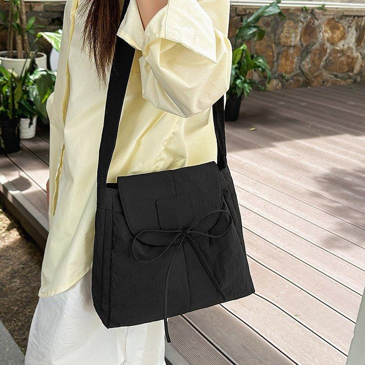 Japanese Solid Color Bow Women Nyl Shoulder Bags Simple Lightweight Ladies Crossbody Bag Large Capacity College Handbag Tote