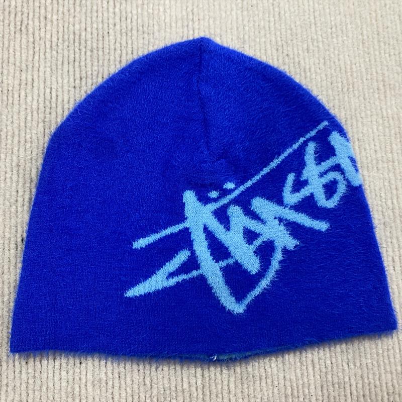 Y2K Plüsch charakteristische modische Strickmütze