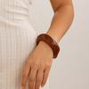 Gennemsigtig Harpiks Armbånd, Overdrevet Uregelmæssig Form Armbånd, Retro Stil Letvægts Lagdelt Armring til Smykkegave