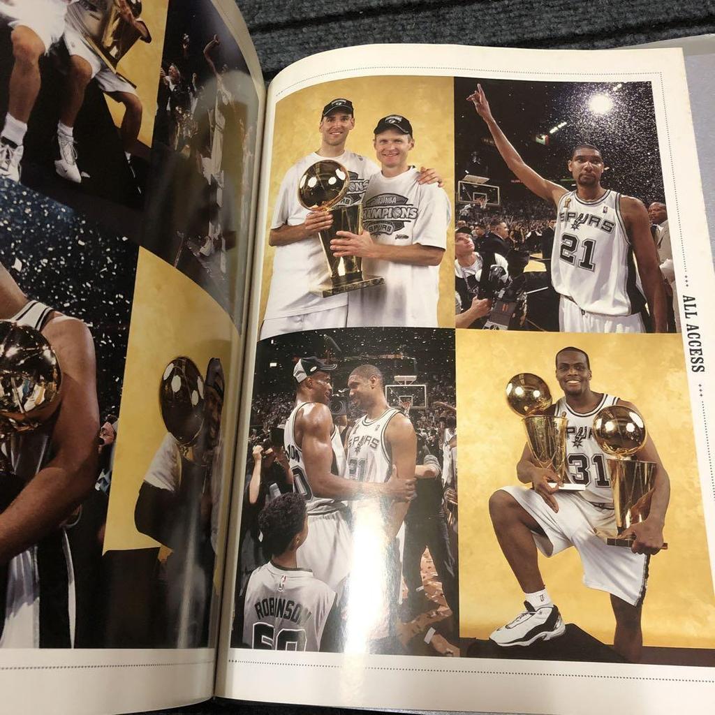 [USED] Foreign Books: THE LEGEND CONTINUES