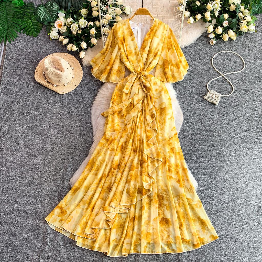 French light luxury elegant flared sleeve V-neck dress women's summer style romantic high-end printed dress