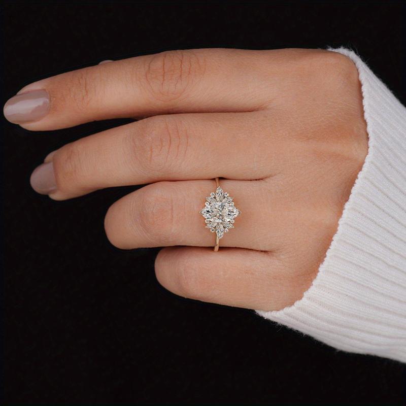 Luxurious Sparkling Zircon Inlaid Women's Ring, Suitable for Brides' Engagement, Wedding, Banquet Jewelry Gifts