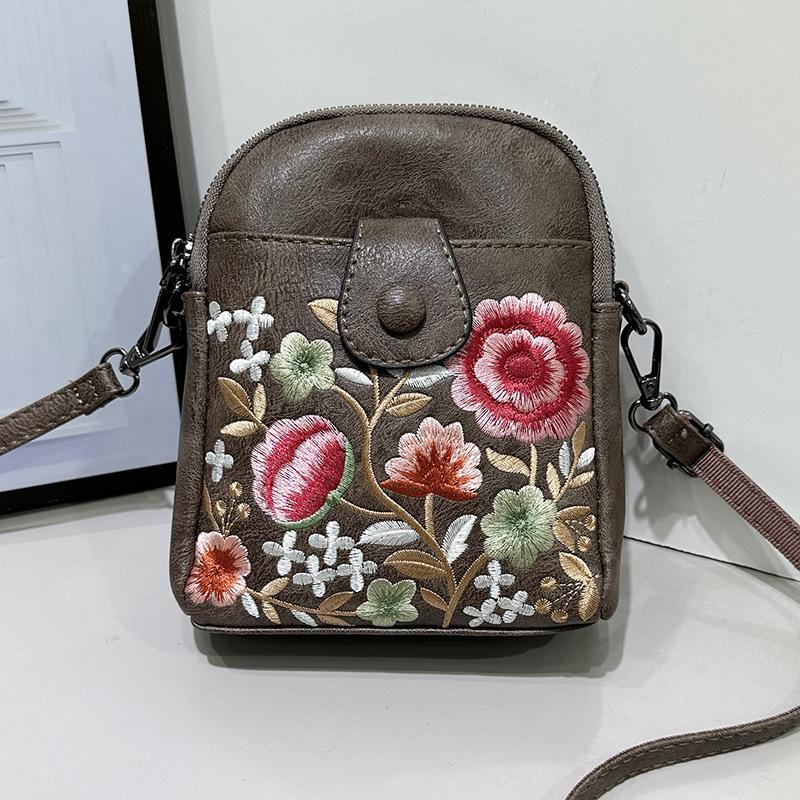 

New Southeast Asian Middle Eastern Fashion Women s Crossbody Bag Embroidered Flower Phone Bag Women s Lightweight Small Bag темно-коричневого кольору