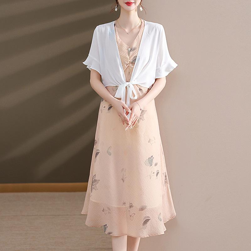 

Mom s Stylish Summer Skirt Suit 2026: Chic Dress for Middle-Aged and Elderly Women 4XL (suggested 145-160 jin) светло-оранжевый