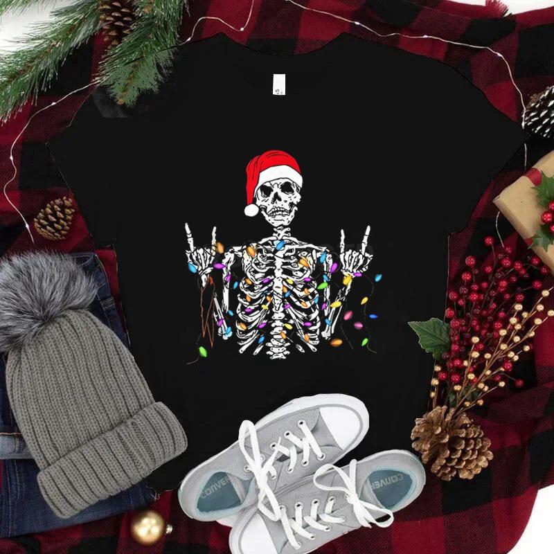 Christmas Skeleton Shirt Funny Lights Skull TShirts for Unisex Unisex Classic Street Style Tops Tees Xmas Santa Hat Skull Clothes