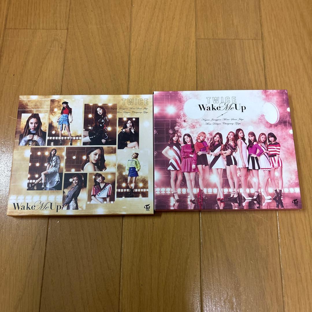 

[USED] TWICE Wake Me Up Single CD