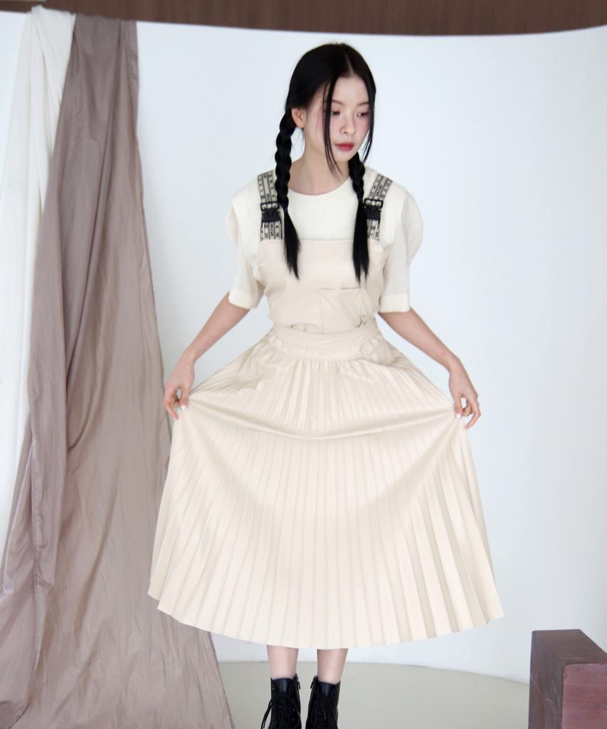 Eipeuleonwei Nudy Pleats Apron Dress Size 2