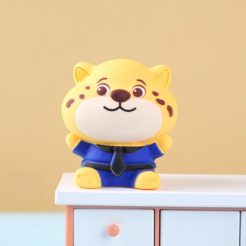 

Zootopia Animation Design Animal Resin Small High Quality Figure Blind Case Trendy Play Decoration Decoration Piece 8cm