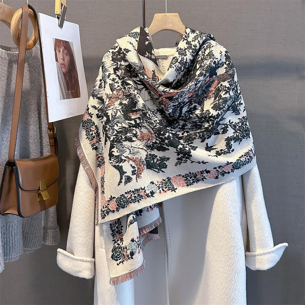 Designer Winter Warm Cashmere Scarves Women Floral Print Thicken Pashmina Shawl Elegant Lady Wool Poncho Windproof Pareo