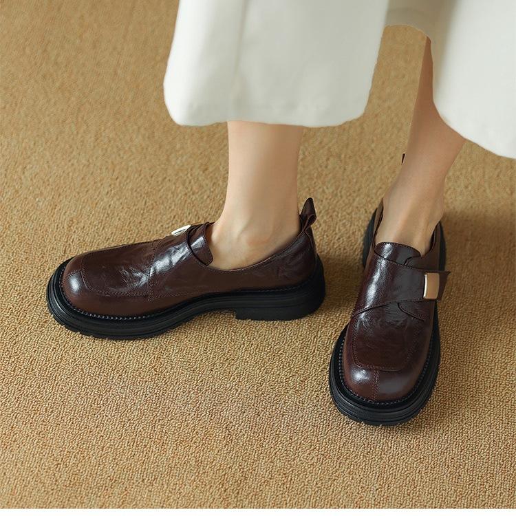 

[Fanfna] 2025 autumn thick-soled small man British Academy style loafers women s small leather shoes are versatile 40 коричневый