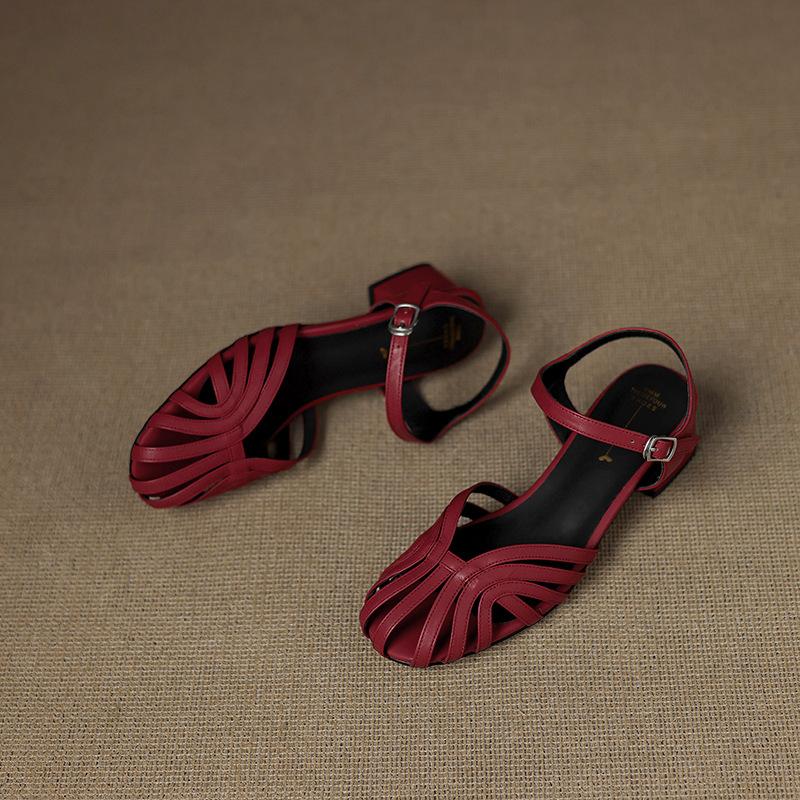 Баотоу римские сандалии фея ветер 2025 новый полый плетеный ретро французский нежный толстый каблук обувь 34 бордовый