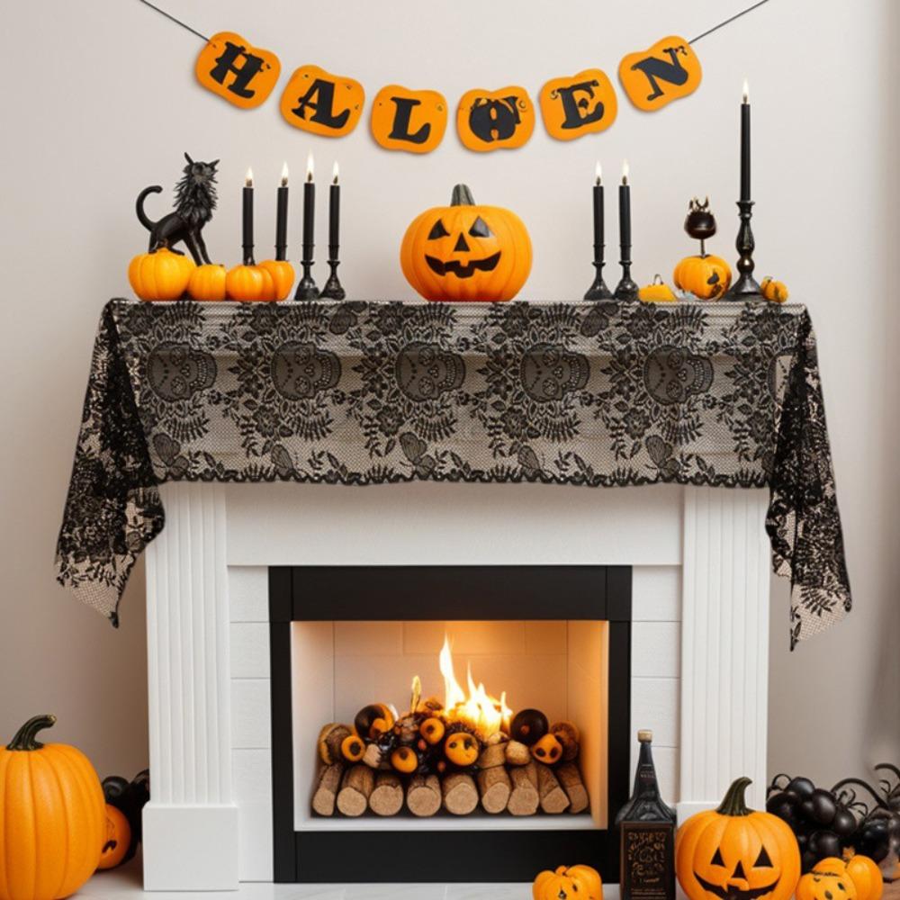 Halloween Schwarze Spitze Tischläufer Totenkopf Design Weicher Stoff Feiertags-Partydeko Esstischdekoration Gothic Deko Heimdeko