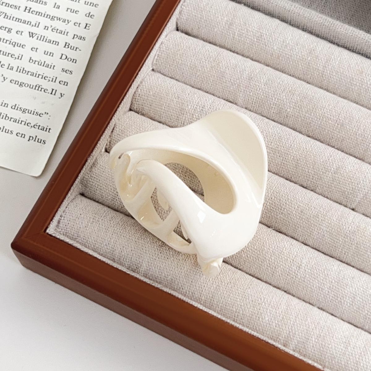 

Минималистичный зажим-краб в виде тыквы: Высокий хвост и прическа вверх аксессуар для волос для осени/зимы кремовый/белый