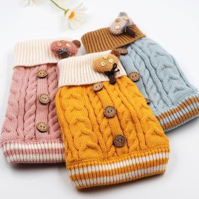 Oblečení pro psy Podzimní a zimní Oblečení pro mazlíčky Oblečení pro štěňata Svetr na sladké knoflíky Teddy Cat Potřeby