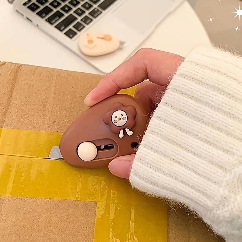 

Mini Craft Knife Cute Cartoon Portable Plastic Manual-Retractable Handle Home Office Delivery Unboxing Cutting Knife for Student Dormitory Sketchbook 1 pcs of random color