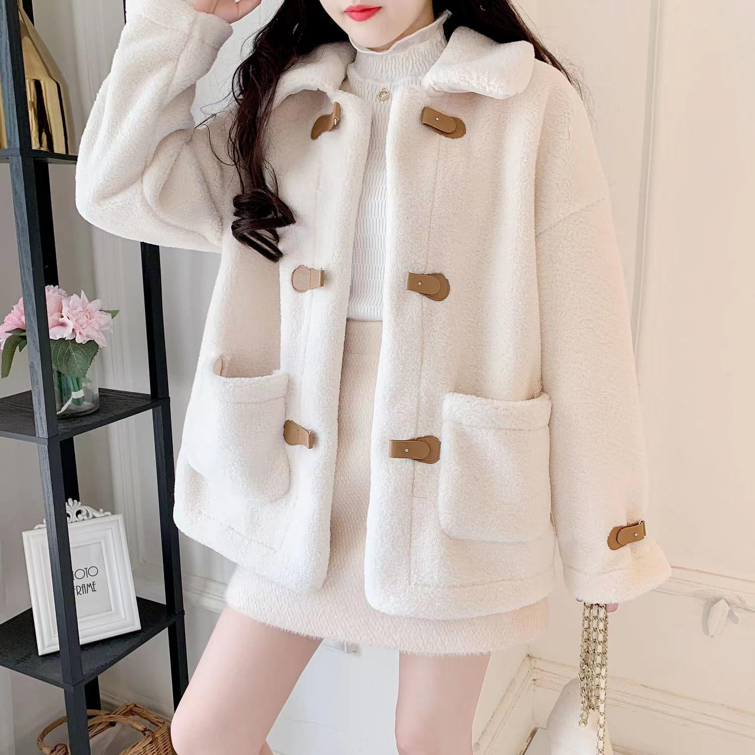 

2023 Korean Loose Short Lamb Wool Coat - Women s Autumn/Winter Fashion L білий
