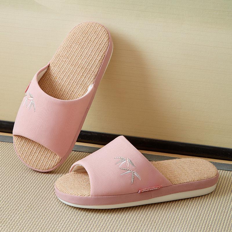 Four Seasons Cotton and Linen Slippers Women's Spring and Autumn Indoor Silent Machine Washable Elderly Linen Slippers Home Men's Household