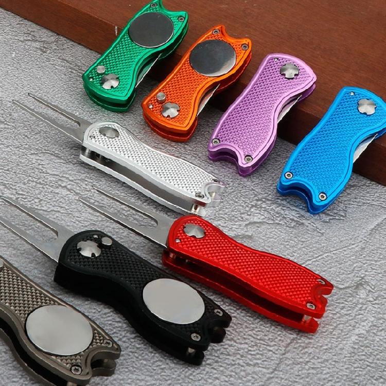 Foldable Metal Green Tool Golfs Divot Repair Tool with Magnetic Golfball Marker and Button Putting Green Fork Enduring