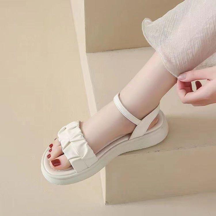 Sandals women's outer wear summer new 2025 versatile flat-bottomed fairy style with skirt sandals word with Roman women's shoes