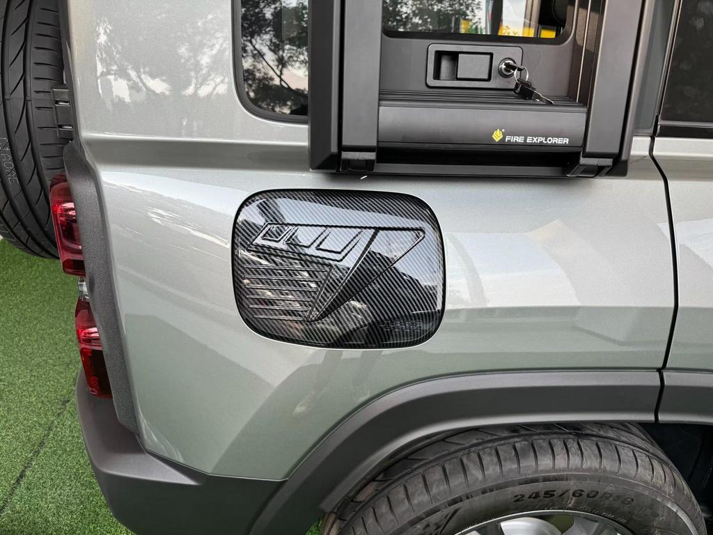 2023 Haval Menglong Rearview Mirror Covers, Fuel Tank Caps, Door Handles, and Tailgate Door Bowls in ABS.