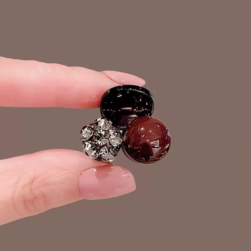 2Pcs Acrylic Pink Love Heart Small Hair Claw Women Girls Sweet Cute Hair Clips Lovely Kawaii Hairpin Hair Accessories