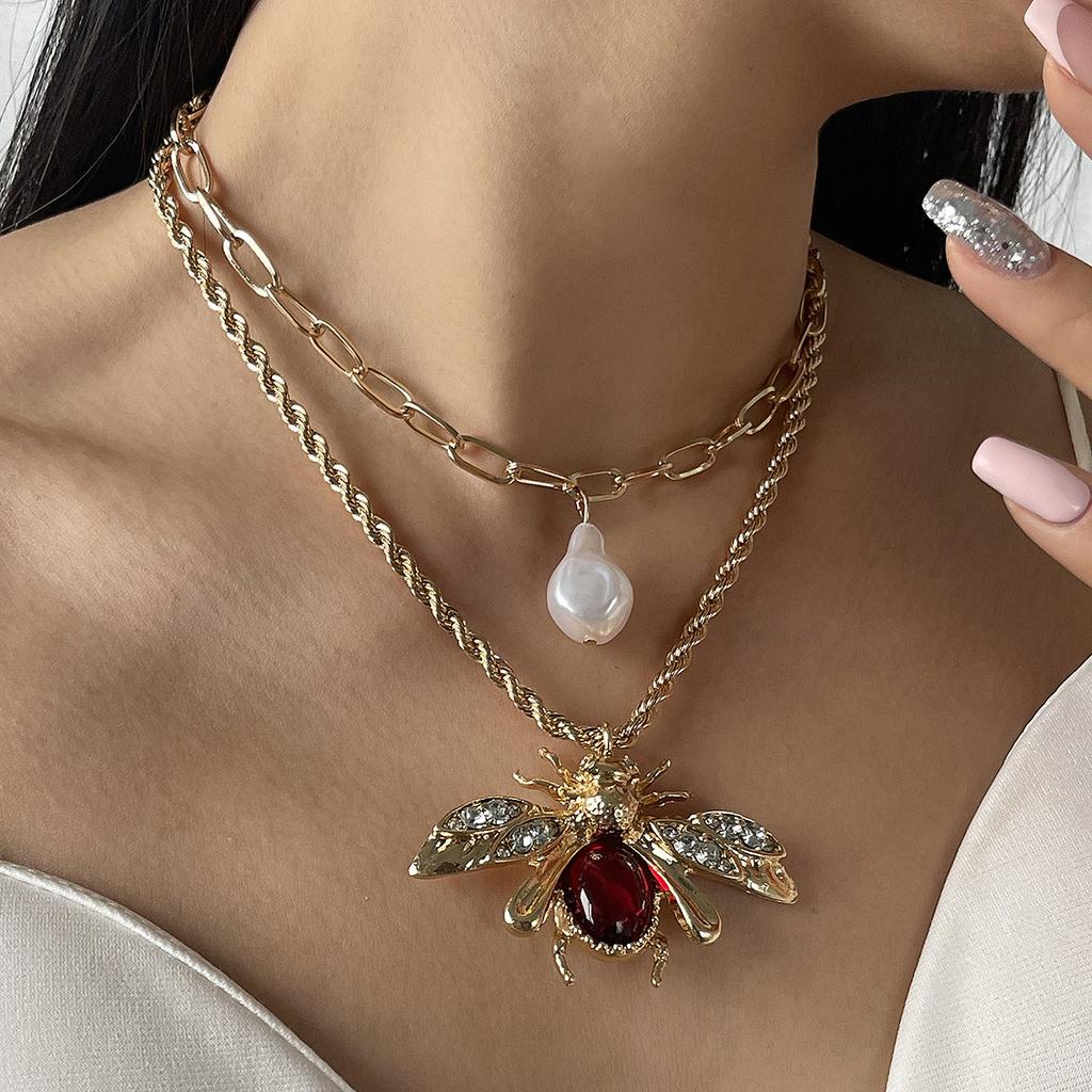 European and American medieval insect pearl pendant earrings ZA fashion personality creative retro diamond necklace