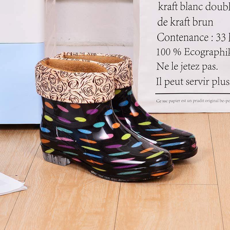 Fashion Rain Shoes Women's Water Shoes Short Tube Velvet Warm Non-slip Rain Boots Water Boots Adult Car Wash Summer