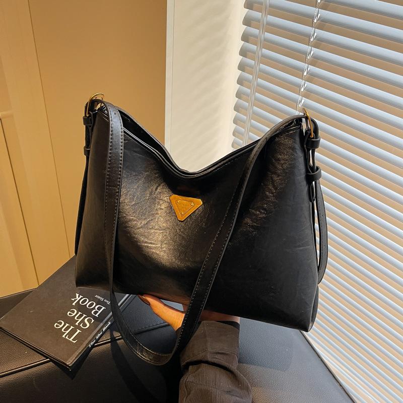 Tote Bag Women's New Large-capacity Commuter Bag Fashionable Shoulder Messenger Bag