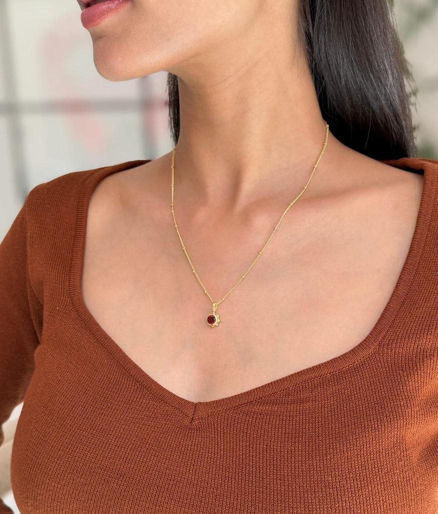 Natural Garnet star necklace 14k Gold vermeil red garnet layering necklace Office wear 925 sterling silver pendant, passion stone jewelry