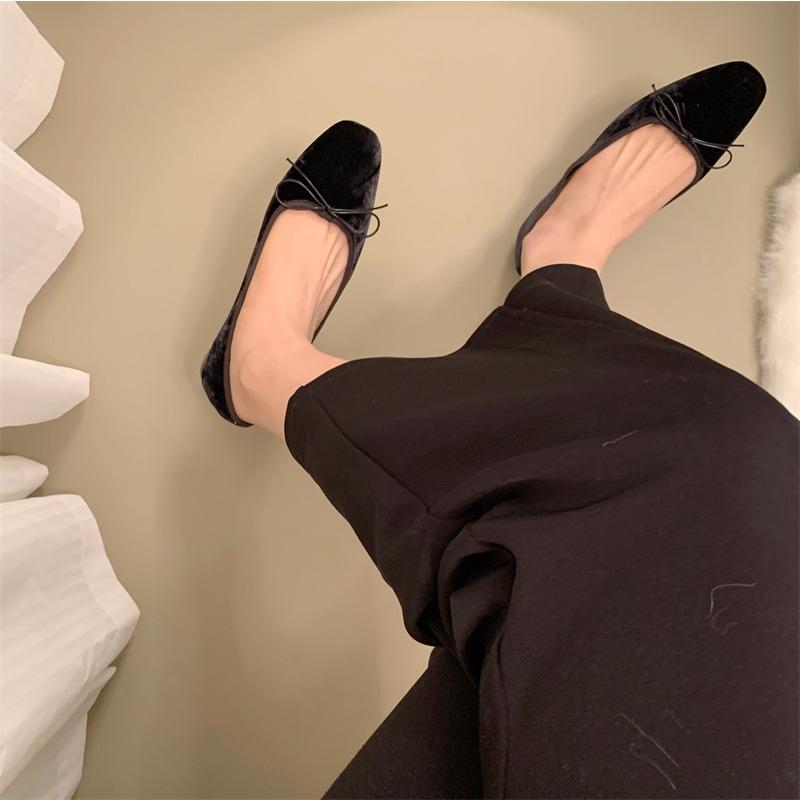Velvet Shallow Shoes French Small Fragrance Bow Square Toe Soft Ballet Shoes 2025 Summer New Comfortable Slip-on Flat Shoes