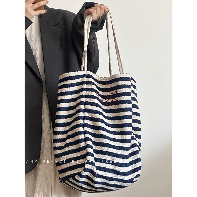 Bag Women's 2025 New Striped Canvas Bag Student Leisure Commuter Large Capacity Portable Shoulder Bag