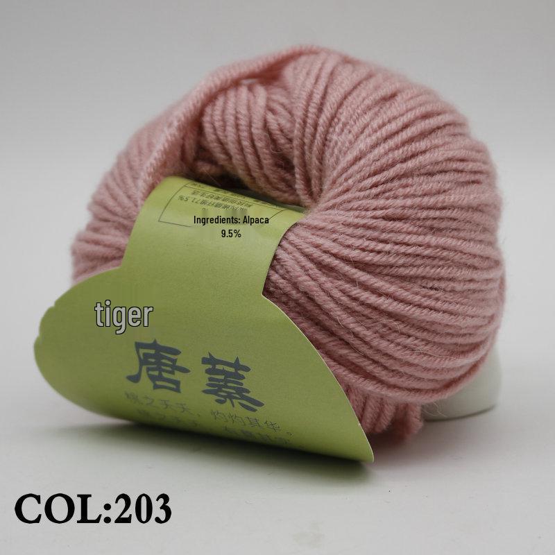 Alpaca Wool Yarn: Soft, Non-Itchy, Hand-Knitted, Medium-Thick for Sweaters