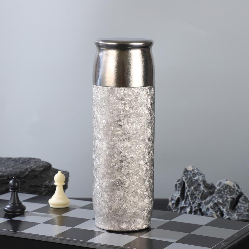 

OLOEY Magnetic Titanium Double-Wall Tea Infuser Bottle