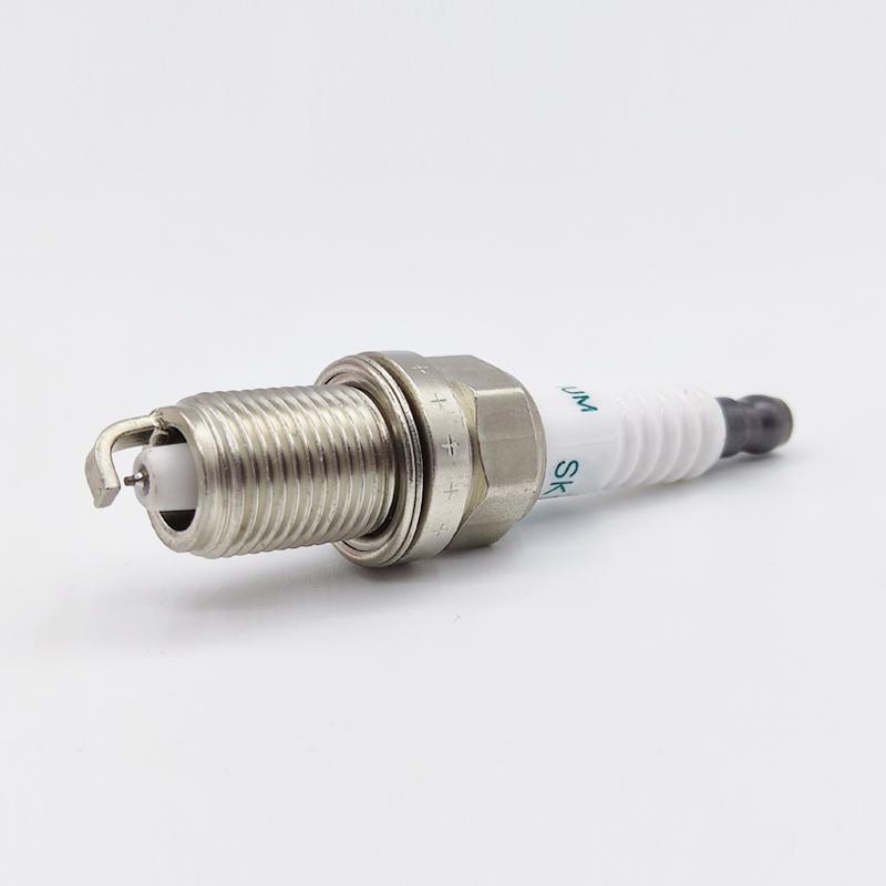 4PCS 90919-01240 SK16R11 Iridium Spark Plug For Toyota Carmy Fiat Rover Range Sport Hiace Prius 90919 01240 9091901240
