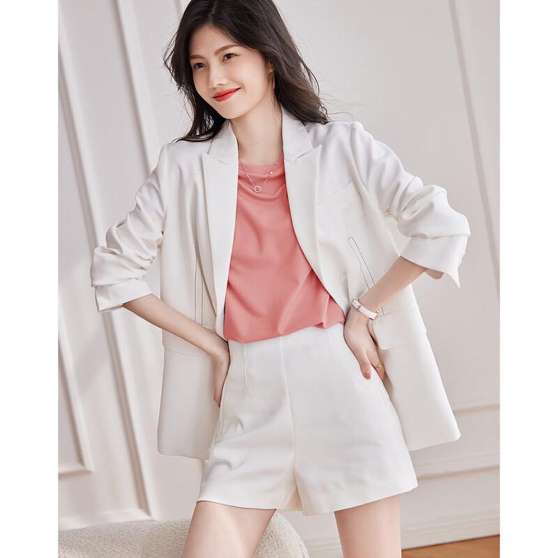 Women's Heart Embroidered Short Sleeve T-Shirt