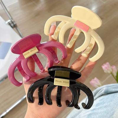 Pumpkin Acrylic Large Hair Clip for Women Hair Claw Elegant Shark Clip Cute Girl Hair Clamp
