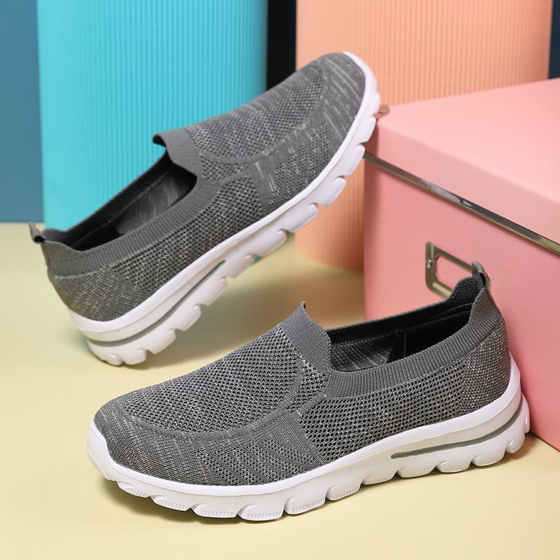 Fashion Women's Casual Flats Shoes Outdoor Lightweight Walking Shoes Summer Comfortable Breathable Mesh Shoes New Hollowing Shoes