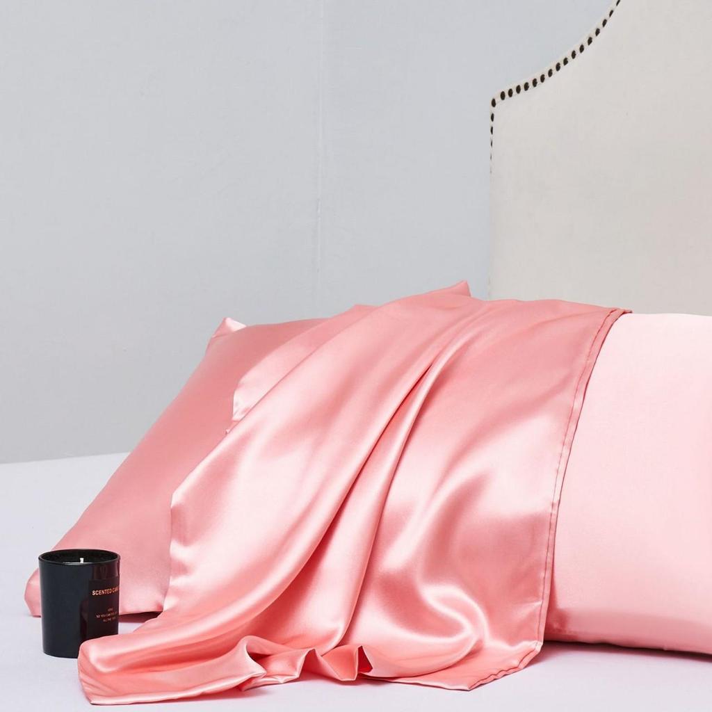 Kissenbezug aus Satinimitat - Kühler, seidiger Bettwäschebezug