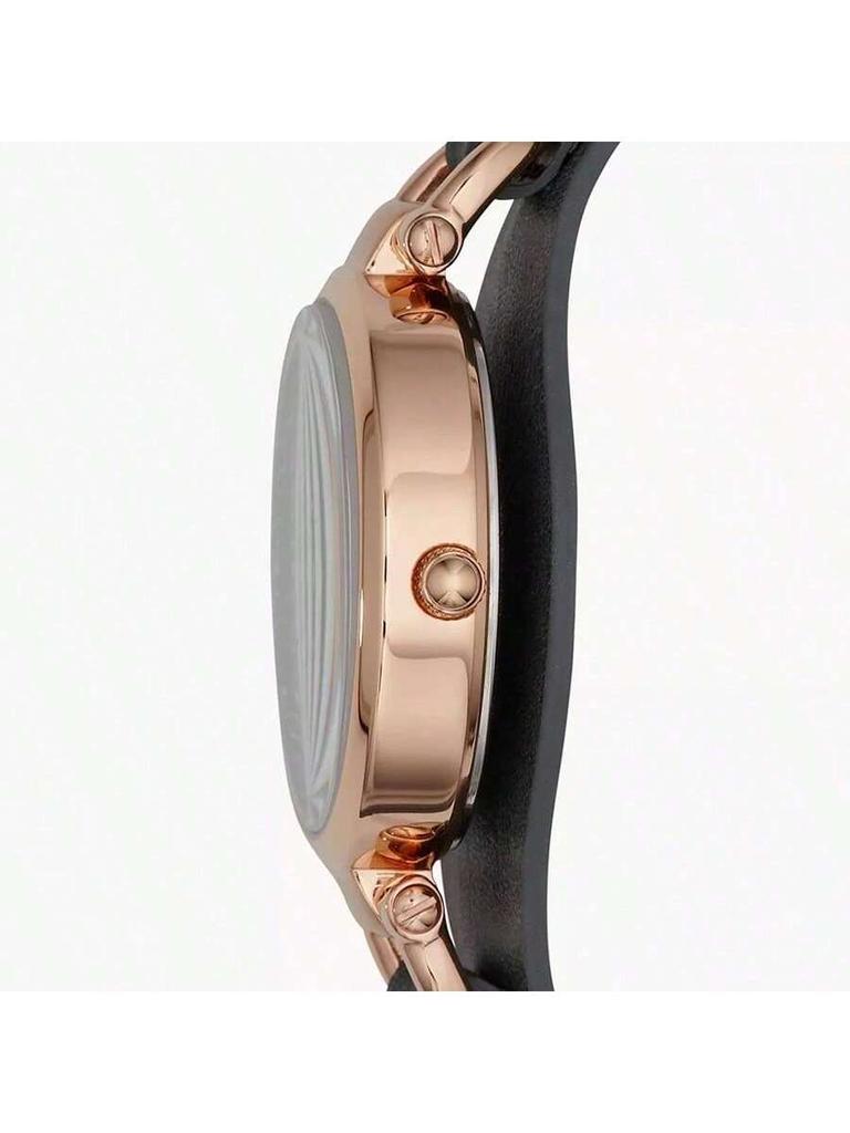 ES3077 Fossil Women's Quartz Leather Strap 3-Hand Watch with Stainless Steel Case and Glass.