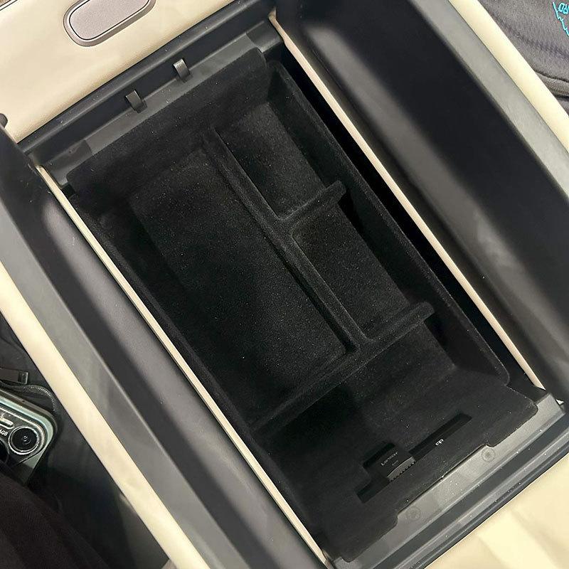 

Suitable for 2026 ideal i6 central control armrest box storage box Leading ideal i6 automotive supplies синий
