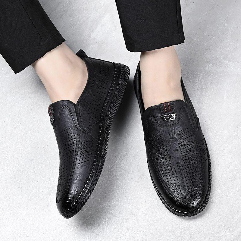 Leather Shoes Men's Genuine Leather Hole Shoes Summer Soft-soled Breathable Lazy Beanie Shoes