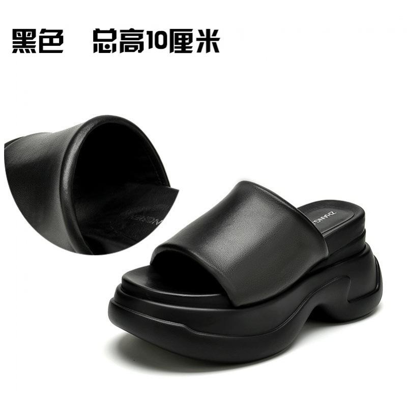 Muffin thick bottom with slippers for women's outer wear 2025 summer new versatile small height increase beach cool slippers