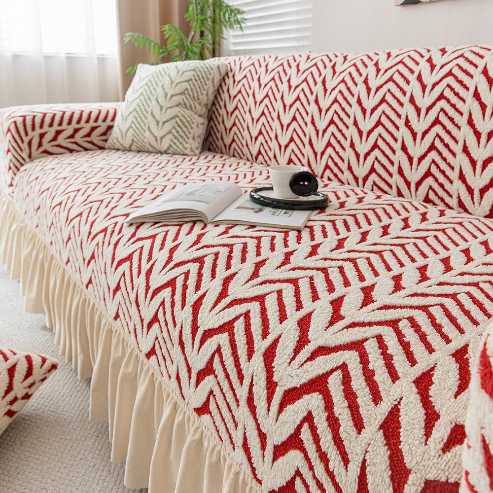 

Shu Cotton Velvet Skirt Sofa Cover New Winter Plush Sofa Cover All-Inclusive Universal Anti-Cat Scratch Protective Cover 70*90cm красный