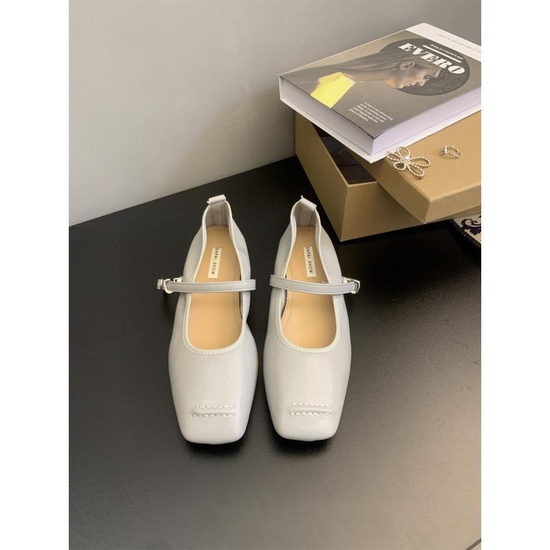 

French low-heeled Mary Jane shoes women s shoes 2025 spring new square head shallow mouth one-word belt with skirt single shoes women 39 синій